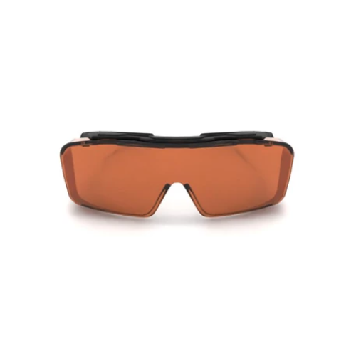 Filtre orange pour une protection UV-A, UV-B et UV-C, avec une monture noire ergonomique.